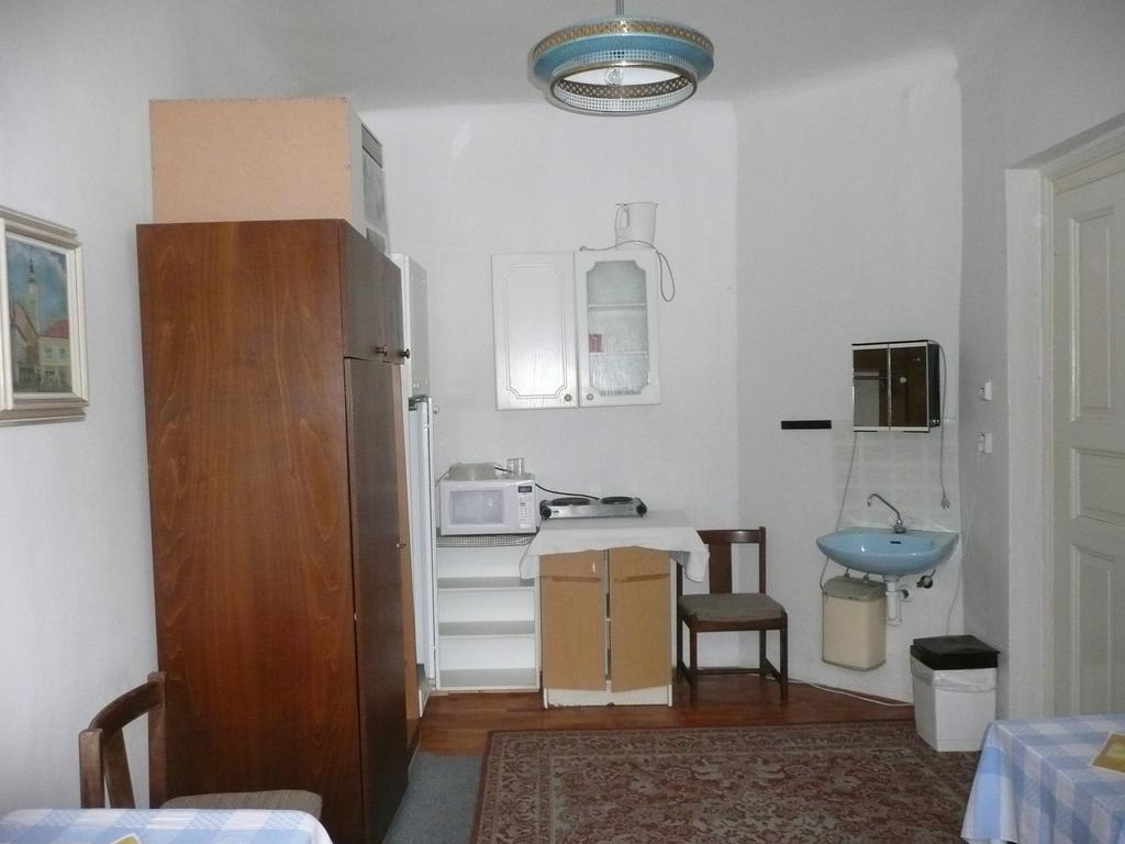 Apartment Trojska Prága Szoba fotó